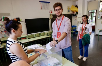 El socialista Diego Aroca anima a los jóvenes a votar este 9-J