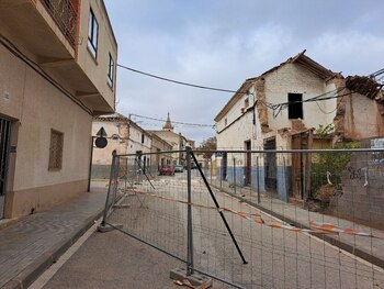 Patrimonio autoriza apuntalar la fachada de la calle Virgen