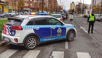 La Policía localiza a un motorista que circulaba sin carné