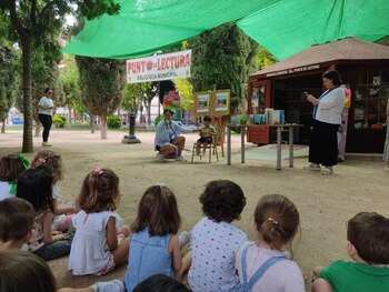 El Punto de Lectura del parque Adolfo Suárez abrirá en verano