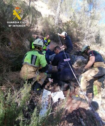 La Guardia Civil rescata a un senderista accidentado en Letur