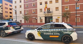 La Guardia Civil pone al día tres de sus acuartelamientos