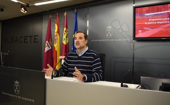 El PSOE propone mejoras en la oferta y en las instalaciones