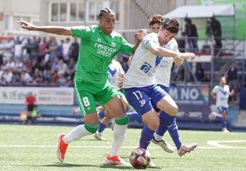 El delantero Yanis Senhadji suena fuerte para el Albacete