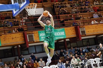 Un mermado Bueno Arenas Albacete Basket ganó a la épica 